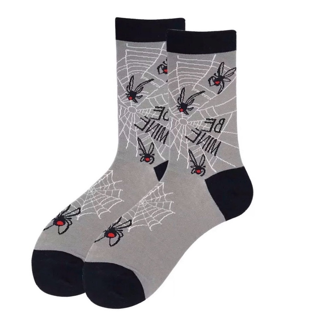 Be Mine Spider Web Design Gray Socks NEW, one size fits most